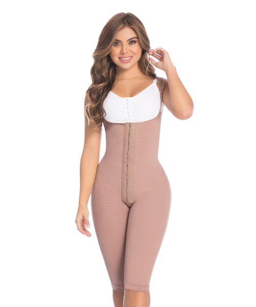 Post-surgical knee-length girdle with abdominal control and high back coverage